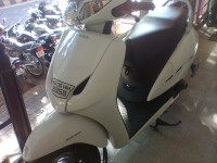 White Honda Activa