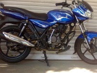 Black Bajaj Discover 100 DTS-Si