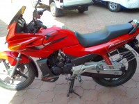 Red Hero Karizma R