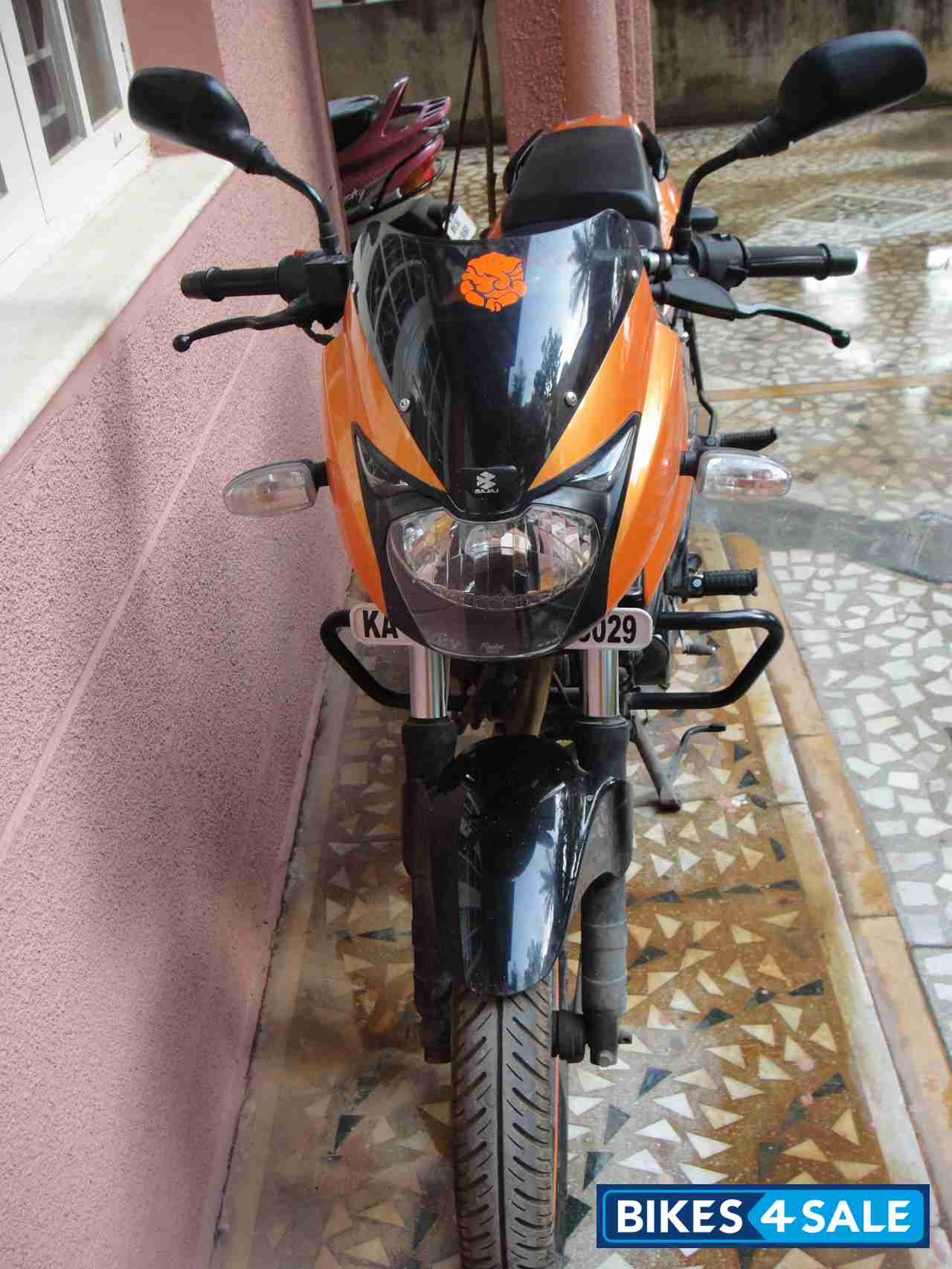 Metallic Orange Bajaj Pulsar 220 DTSi