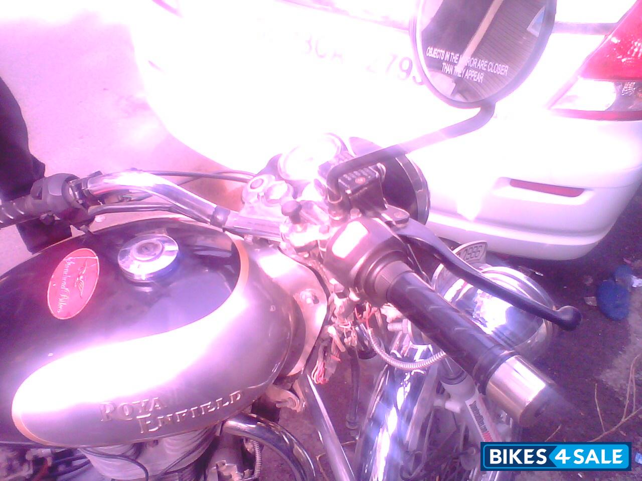 Black Royal Enfield Bullet Electra 5S Black Royal Enfield Bullet Electra 5S