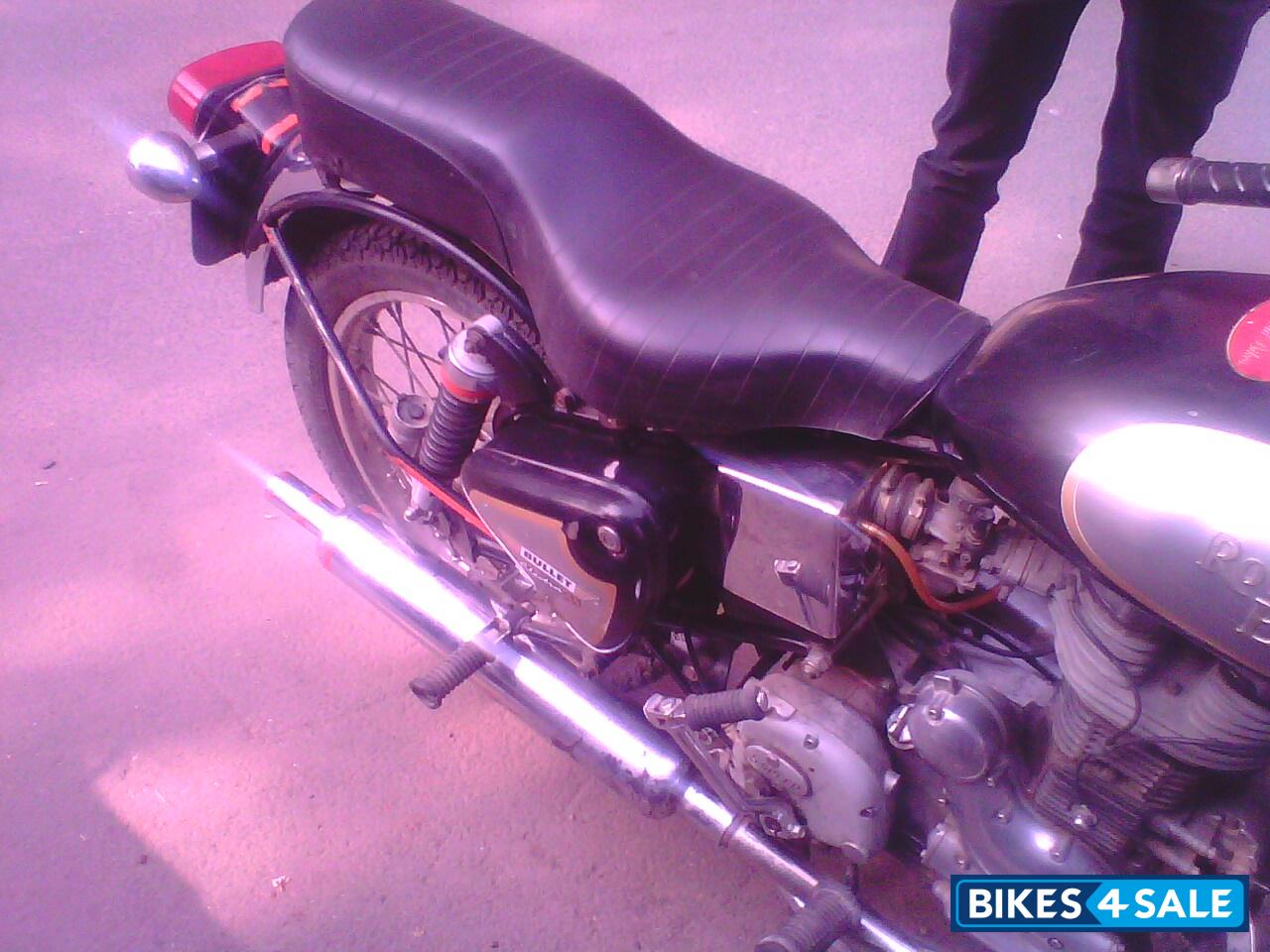 Black Royal Enfield Bullet Electra 5S Black Royal Enfield Bullet Electra 5S