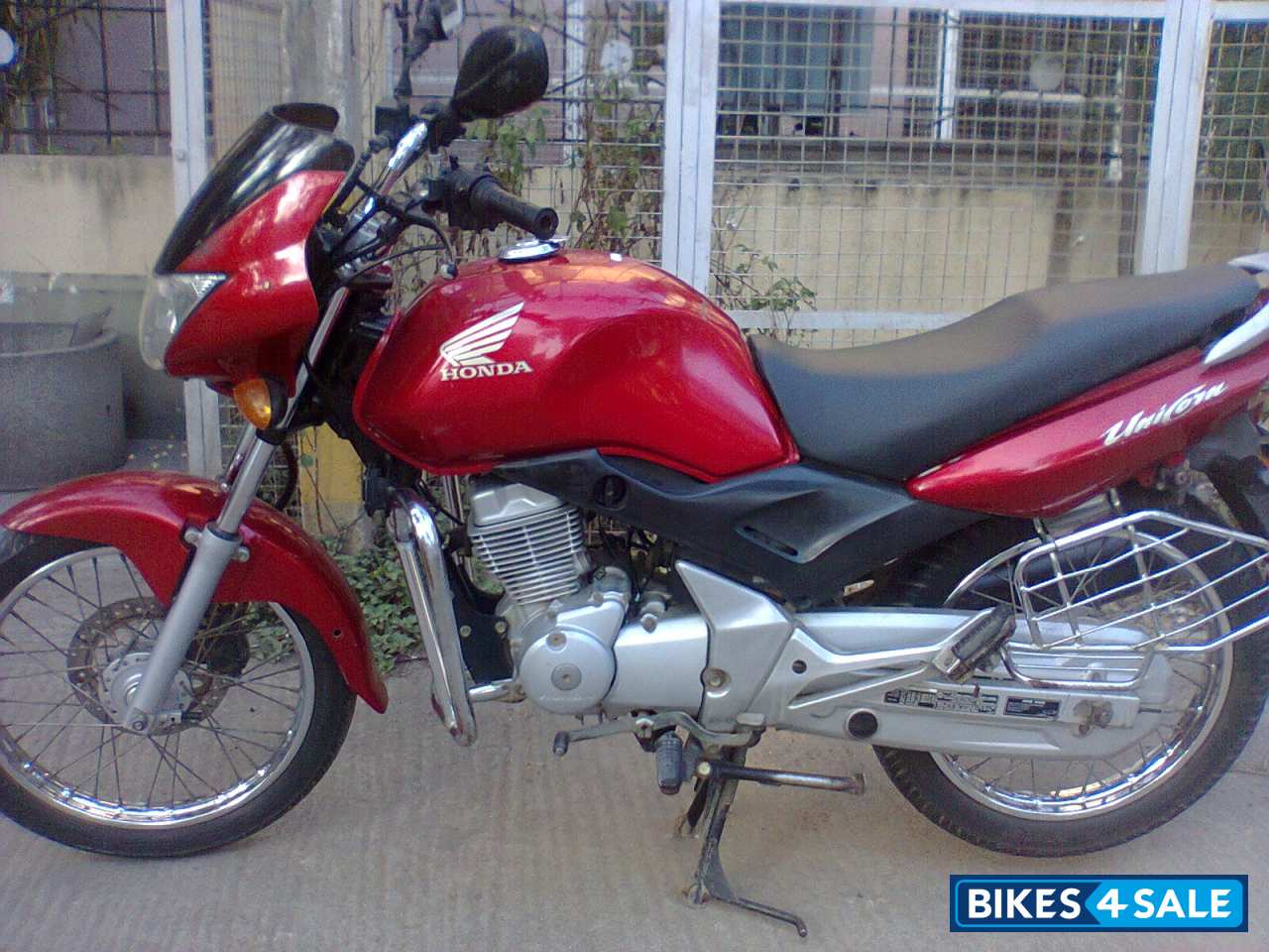 Used 2005 model Honda Unicorn for sale in Bangalore. ID 69107. Red