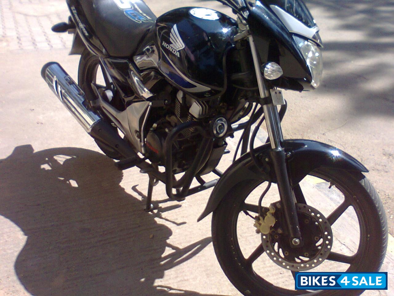 Black Honda Unicorn Sporty