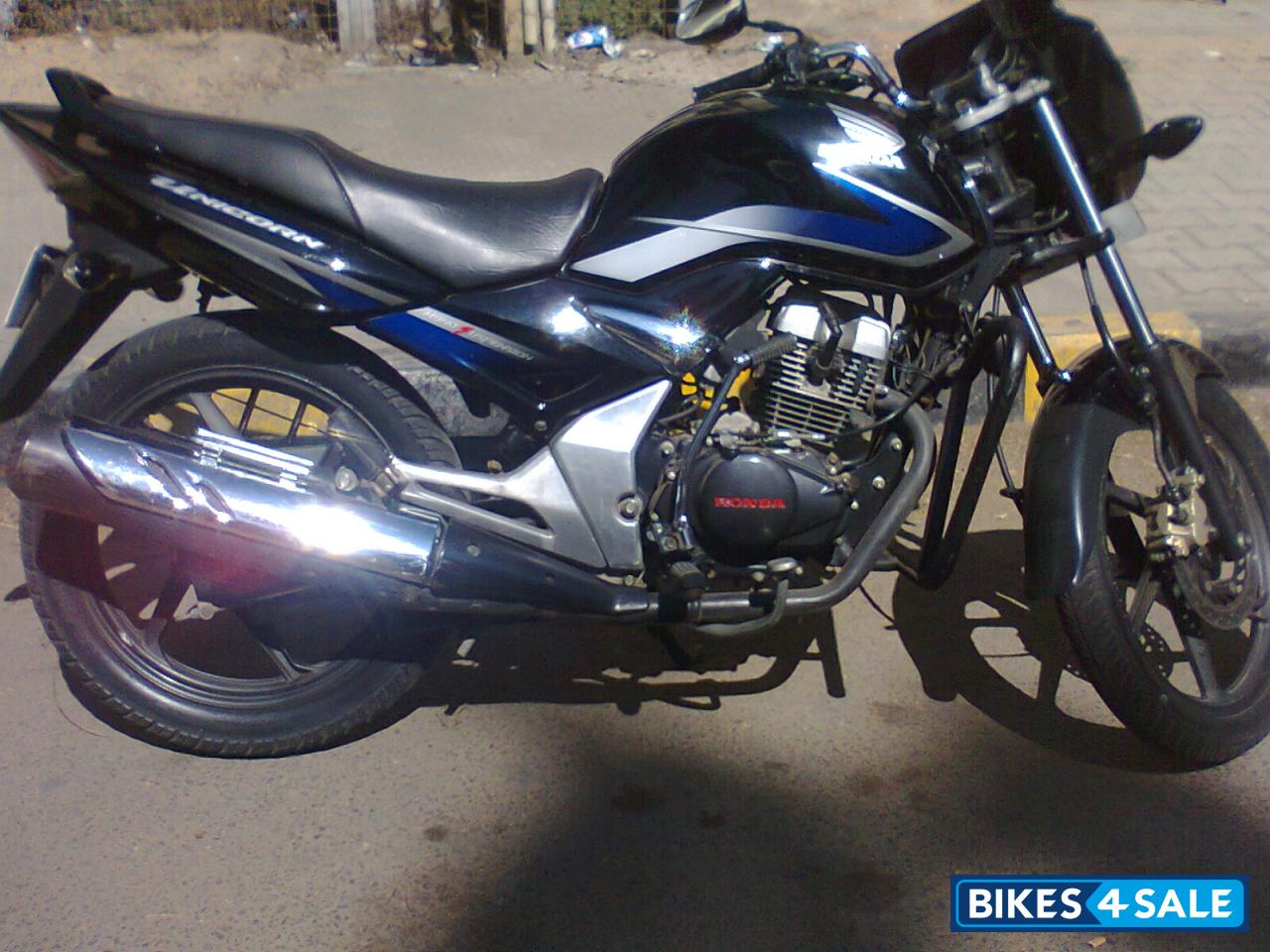 Black Honda Unicorn Sporty