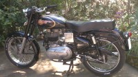 Metallic Black Royal Enfield Bullet Standard 350