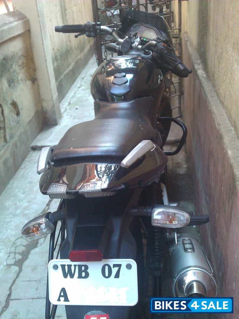 Black Bajaj Pulsar 200 DTSi Black Bajaj Pulsar 200 DTSi