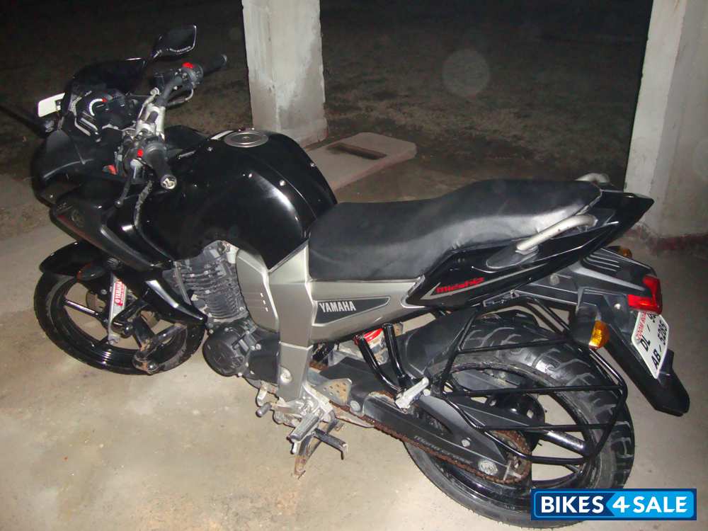 Midnight Black Yamaha Fazer Midnight Black Yamaha Fazer