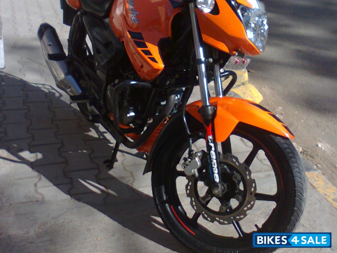 Orange TVS Apache RTR FI 160