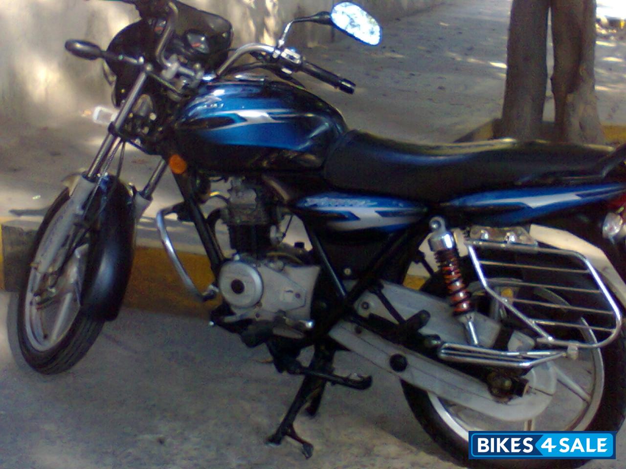 Black Bajaj Discover DTSi 125