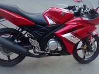 Red Yamaha YZF R15