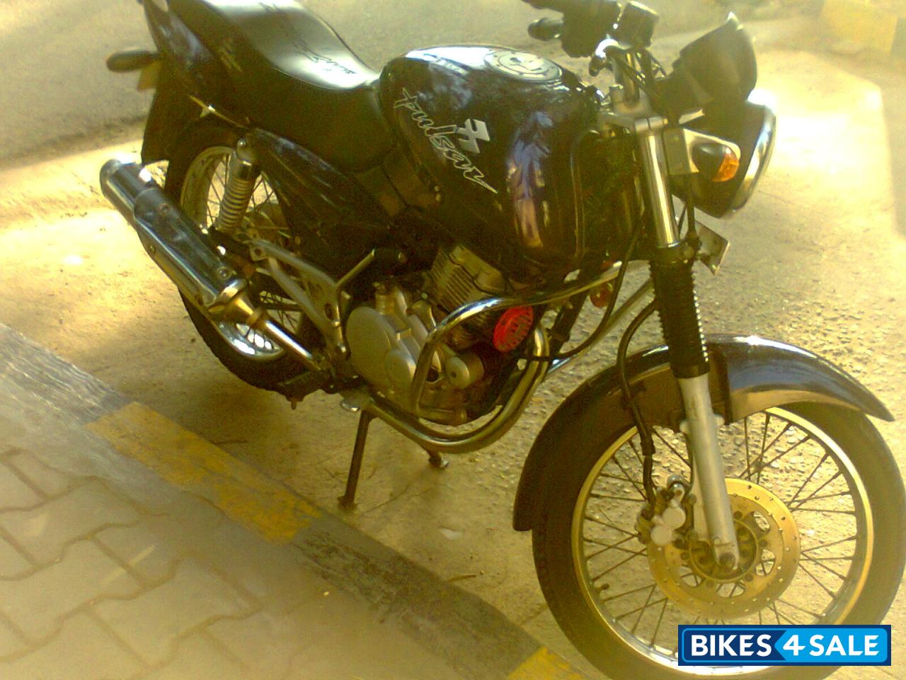 Purple Bajaj Pulsar 150 DTSi