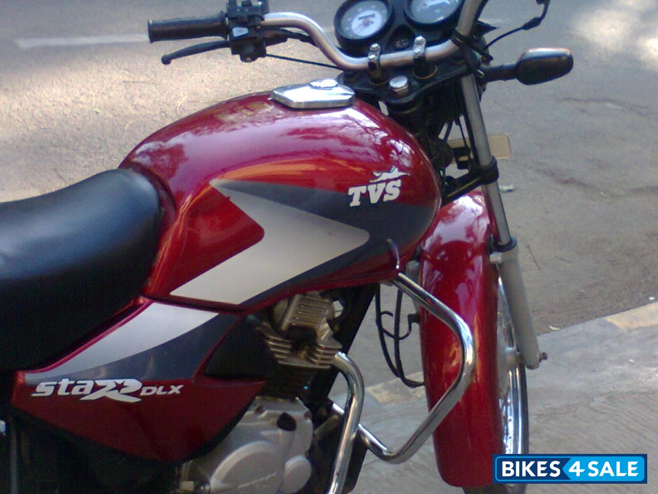 Red TVS Star City