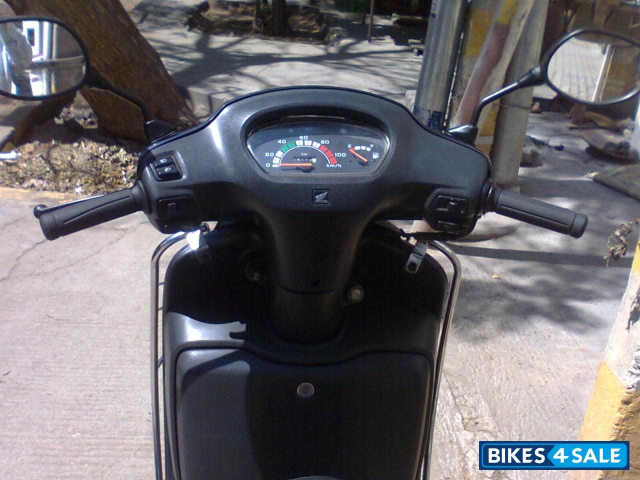 Grey Honda Activa