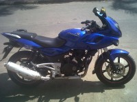 Blue Bajaj Pulsar 220 DTSi