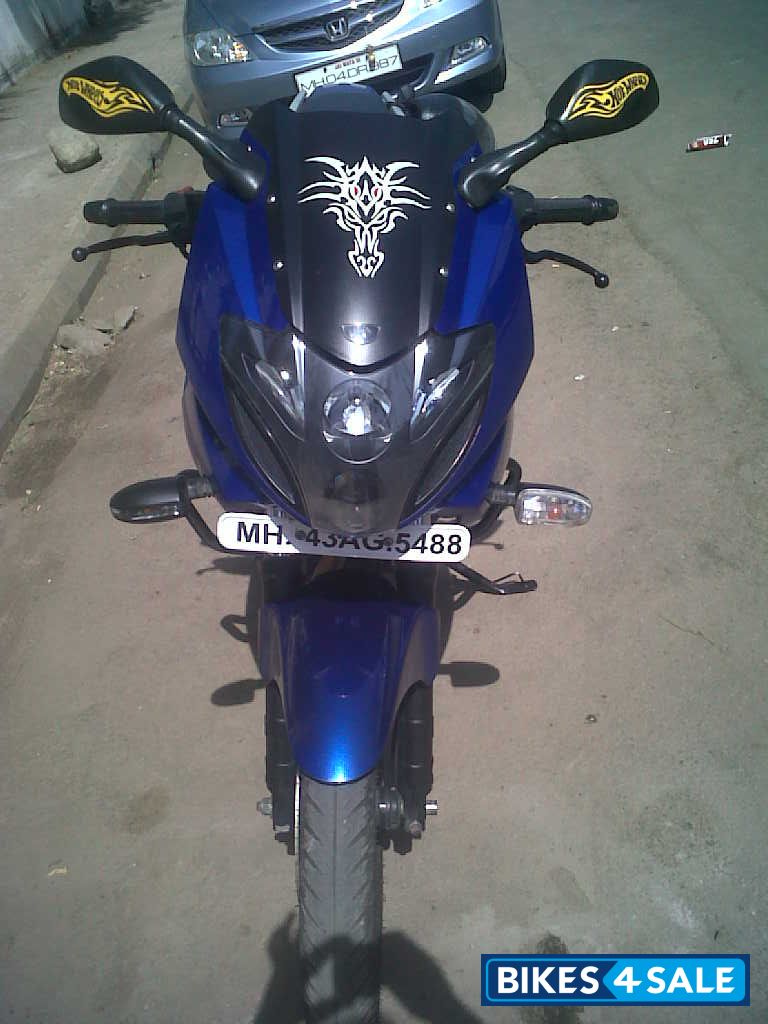 Blue Bajaj Pulsar 220 DTSi