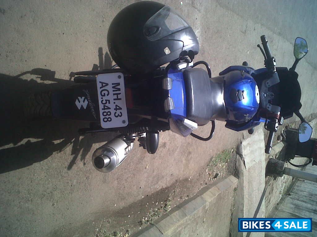 Blue Bajaj Pulsar 220 DTSi Blue Bajaj Pulsar 220 DTSi