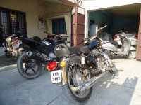 Black Royal Enfield Bullet Standard 350