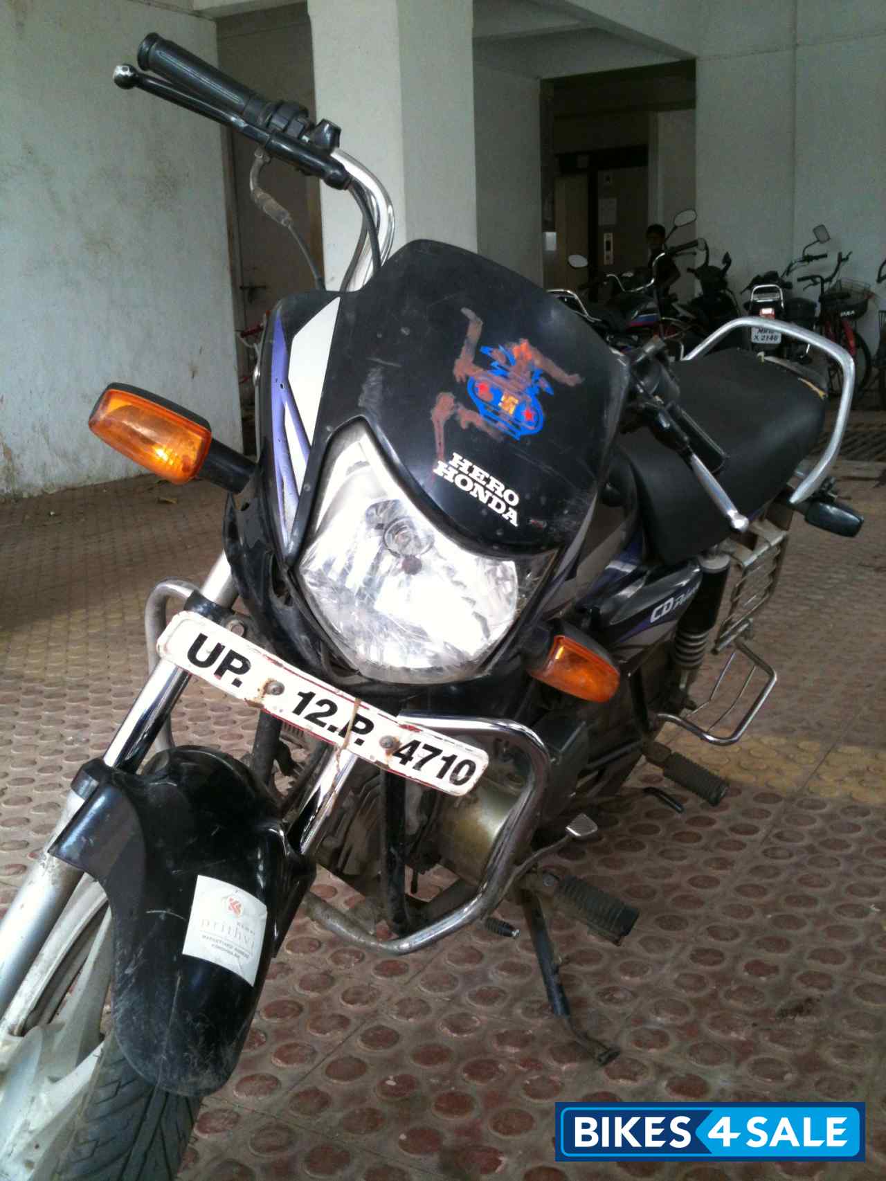 Black Hero CD Deluxe