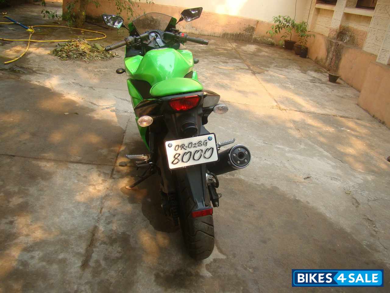 Green Kawasaki Ninja 250R Green Kawasaki Ninja 250R