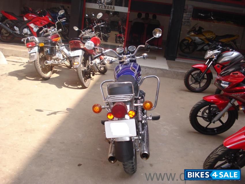 Blue Yamaha RD 350