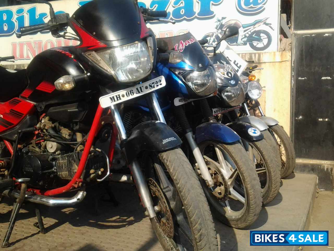 Red Hero Glamour Red Hero Glamour