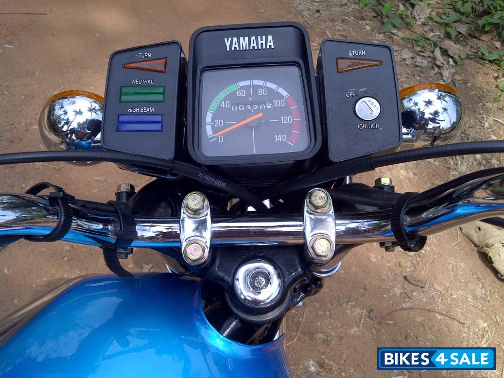 Metallic Blue Yamaha RX 100