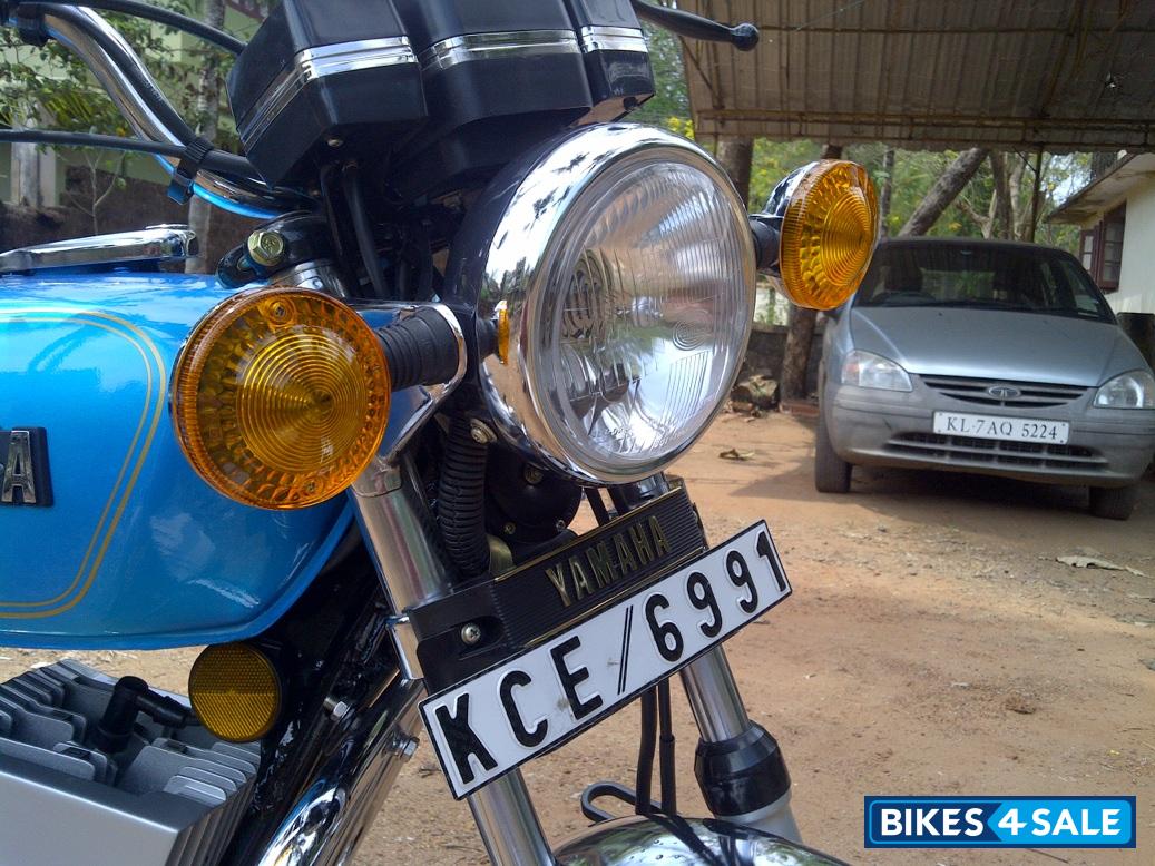 Metallic Blue Yamaha RX 100