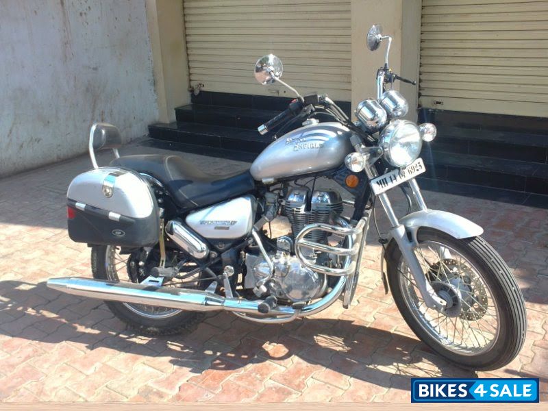 Silver Royal Enfield Thunderbird TwinSpark 350