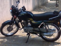 Green Bajaj Caliber 115