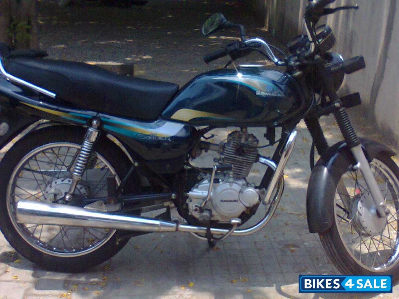 Green Bajaj Caliber 115