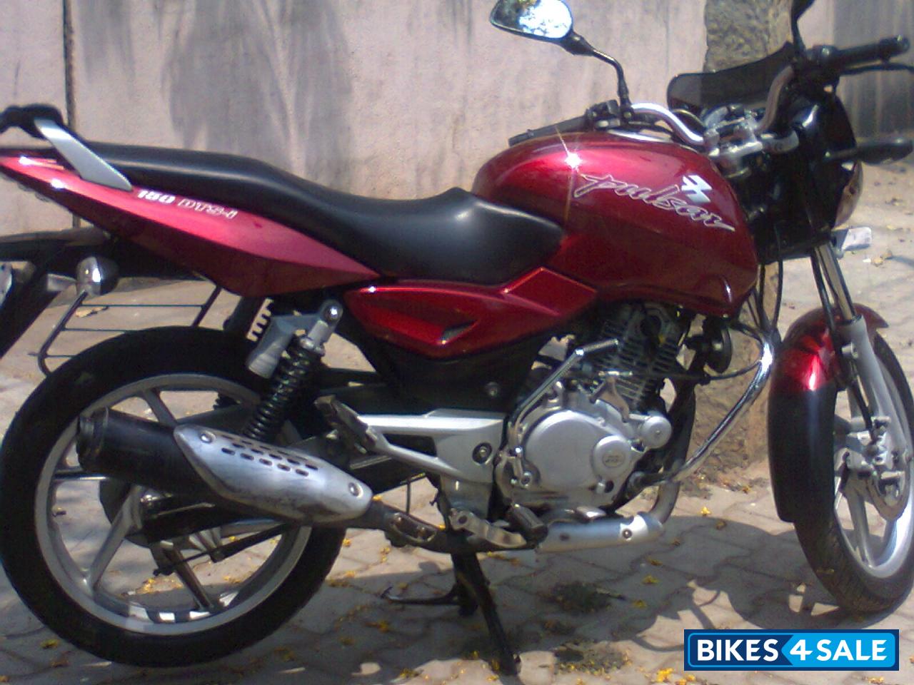 Red Bajaj Pulsar 150 DTSi
