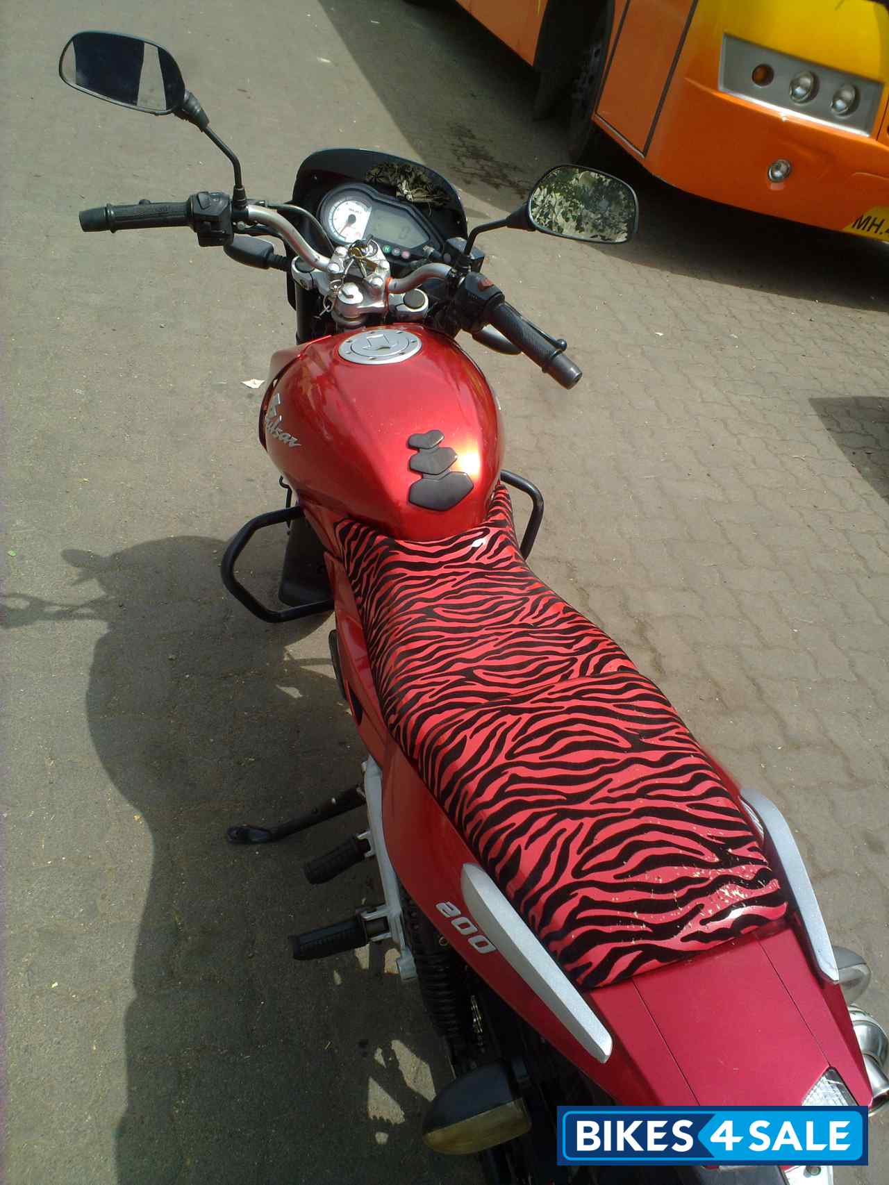 Bajaj Pulsar 200 DTSi