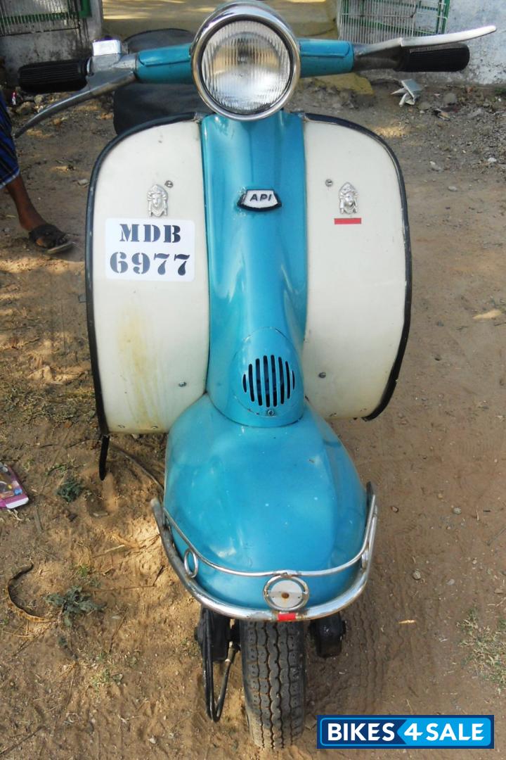 White/light Blue Dual Tone Vintage Scooter Lambretta Innocenti