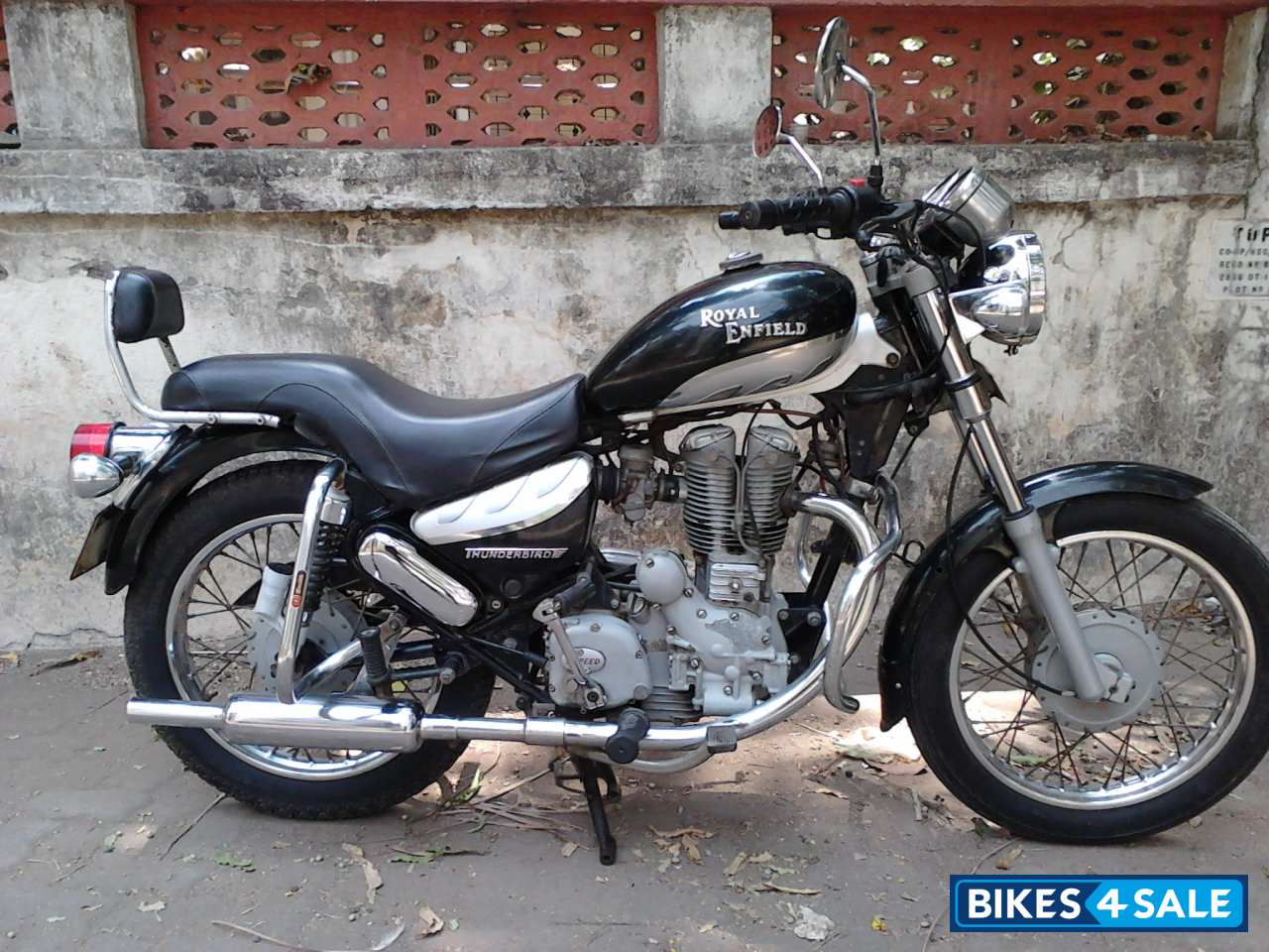 Black Royal Enfield Thunderbird