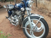 Blue Royal Enfield Bullet Standard 350