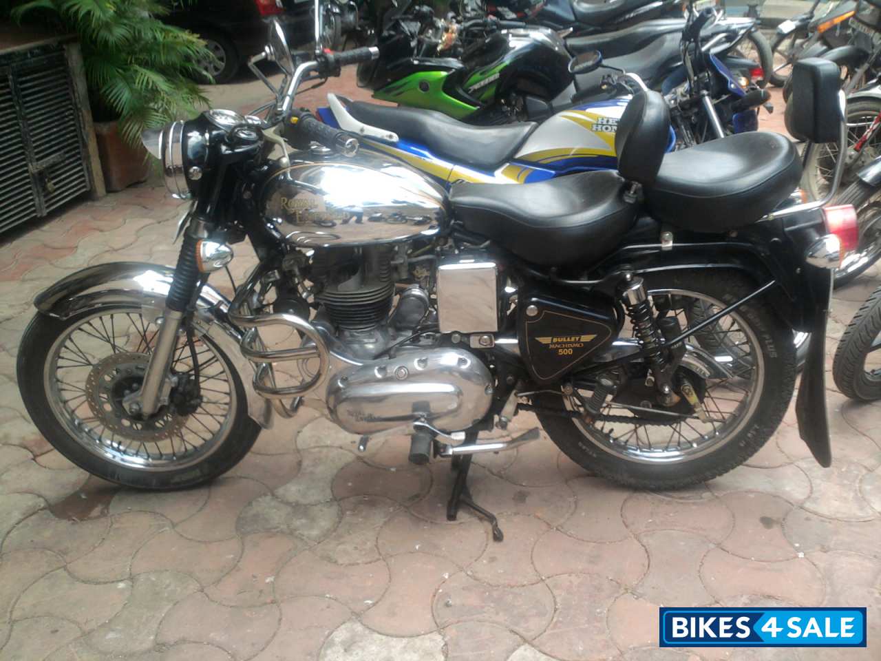 Black And Chrome Royal Enfield Bullet Machismo A500