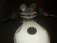 White Hyosung GT250R Comet