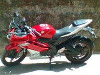 Red And White Yamaha YZF R15 V2