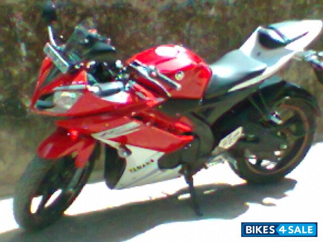 Red And White Yamaha YZF R15 V2