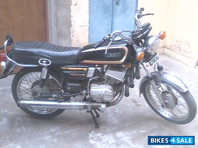 Black Yamaha RXG