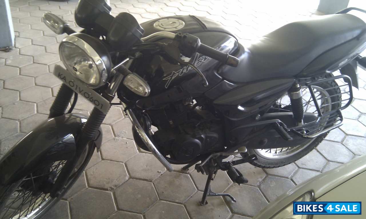 Bajaj Pulsar 150 Round Headlight