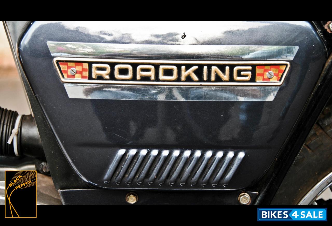 Ideal Jawa Yezdi RoadKing