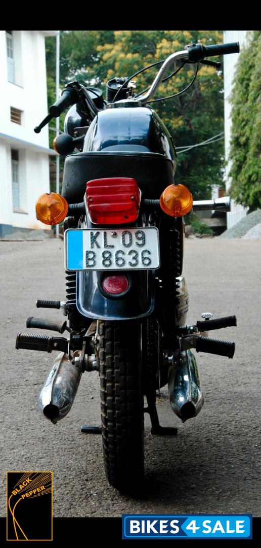 Ideal Jawa Yezdi RoadKing