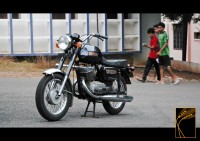 Ideal Jawa Yezdi RoadKing