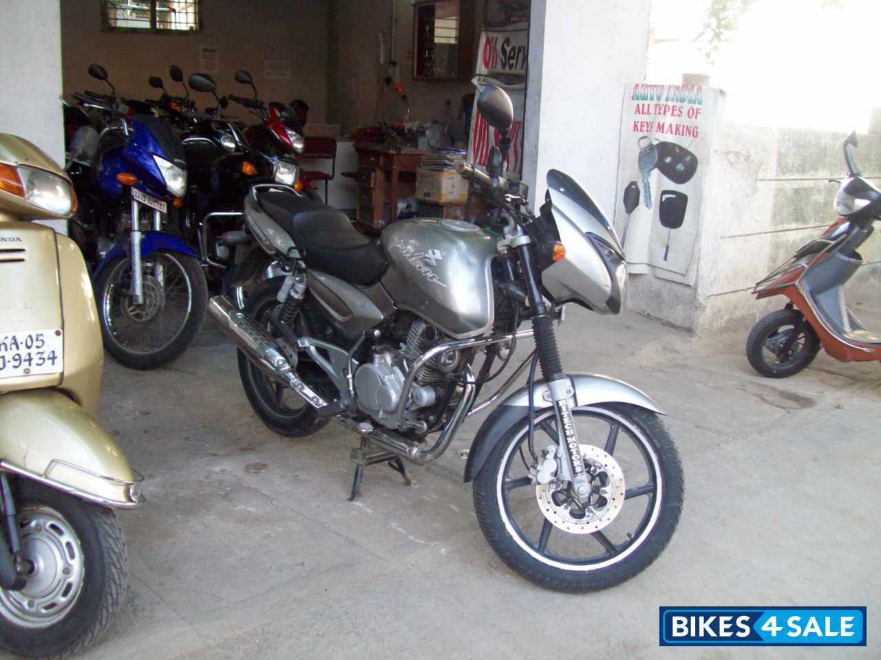 Bajaj Pulsar 150 DTSi