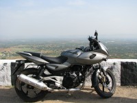 Bajaj Pulsar 220 DTSi 2010 Model