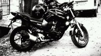 Black Yamaha FZ16
