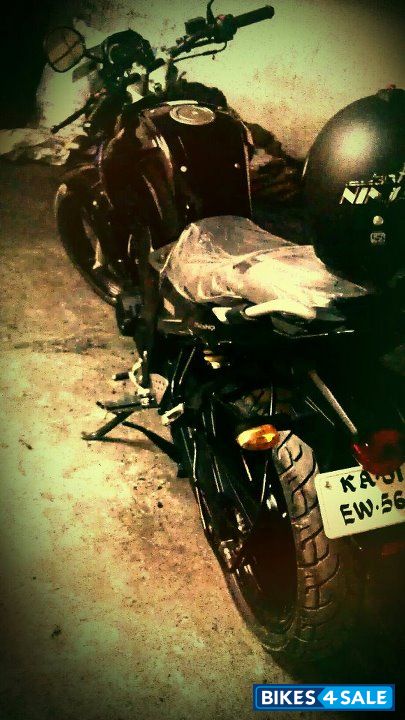 Black Yamaha FZ16 Black Yamaha FZ16