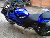 Blue Yamaha YZF R15 V2
